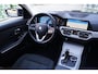 BMW 3-Serie Touring 318i Business Edition Autom 156PK Panodak Navi Camera LED Kopl Apple Carplay Clima 2x PDC LMV Trekh ENZ.
