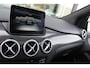 Mercedes-Benz B-klasse 180 Ambition Line: AMG | Panorama dak | Or. NL auto, dealer onderhouden