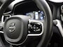 Volvo S60 B4 211pk R-Design / Styling kit / HUD /  Panorama dak / Stand kachel / H&K audio / 360 camera / Trekhaak /