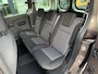 Renault Kangoo Family 1.2 TCe Limited Deurtjes!! Navi, Cruise, Trekhaak. Garantie
