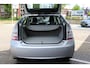 Toyota Prius 1.8 HYBRID DYNAMIC BUSINESS KEYLESS CLIMA PARK-SENSOREN 17"LMV NAVI CRUISE CAMERA