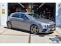 Mercedes-Benz A-klasse 180 Business Solution AMG *LED | Sfeerverlichting | Alcantara | Camera | Stoelverwarming*