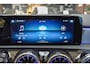Mercedes-Benz A-klasse 180 Business Solution AMG *LED | Sfeerverlichting | Alcantara | Camera | Stoelverwarming*
