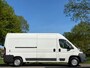 Fiat Ducato 35L 2.3 MultiJet L3H2, LAADKLEP, airconditioning, drie zitplaatsen, elektrische ramen, radio