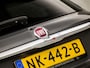 Fiat 500X 1.4 Turbo MultiAir Sport Lounge 141Pk Automaat (NAVIGATIE, CLIMATE, GETINT GLAS, LEDEREN SPORTSTOELEN, XENON, CRUISE, LM VELGEN, NIEUWSTAAT)