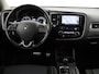 Mitsubishi Outlander 2.0 AUT. 7-PERSOONS EXECUTIVE EDITION + TREKHAAK | CAMERA | 18 INCH | LED