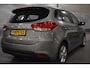 Kia Carens 1.6 GDi ComfortLine 7-Persoons + Navigatie|Bluetooth|Camera|Climate Control|Cruise Control|