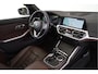 BMW 3-Serie Touring 320d Corporate High Executive | Trekhaak | Pano | HUD | Leer | Camera | Dodehoek | El. achterklep |