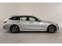 BMW 3-Serie Touring 320d Corporate High Executive | Trekhaak | Pano | HUD | Leer | Camera | Dodehoek | El. achterklep |