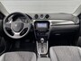 Suzuki Vitara 1.5 Hybrid Style Aut. | El. Glazen Panoramadak | Navigatie | Camera | Stoelverwarming | Carplay | PDC V+A | LMV 17 inch | Trekhaak