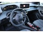 Peugeot 2008 1.2 Hybrid 145PK AUTOMAAT ALLURE | NIEUWE AUTO! | KEYLESS ENTRY/START | PARKEERSENSOREN VOOR + ACHTER | 17" LICHTMETALEN VELGEN | ADAPTIVE CRUISE CONTROL | CLIMATE CONTROL | STOEL VERWARMING | DRAADLOZE APPLE CARPLAY/ANDROID AUTO | DAB+ RADIO |