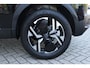 Peugeot 2008 1.2 Hybrid 145PK AUTOMAAT ALLURE | NIEUWE AUTO! | KEYLESS ENTRY/START | PARKEERSENSOREN VOOR + ACHTER | 17" LICHTMETALEN VELGEN | ADAPTIVE CRUISE CONTROL | CLIMATE CONTROL | STOEL VERWARMING | DRAADLOZE APPLE CARPLAY/ANDROID AUTO | DAB+ RADIO |