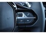 Peugeot 2008 1.2 Hybrid 145PK AUTOMAAT ALLURE | NIEUWE AUTO! | KEYLESS ENTRY/START | PARKEERSENSOREN VOOR + ACHTER | 17" LICHTMETALEN VELGEN | ADAPTIVE CRUISE CONTROL | CLIMATE CONTROL | STOEL VERWARMING | DRAADLOZE APPLE CARPLAY/ANDROID AUTO | DAB+ RADIO |