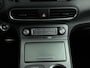 Hyundai Kona Electric EV Premium 64 kWh 3-Fase | Navigatie | Climate Controle | Electrische verstelbare stoelen met verwarmt en koeling | Soh 91.3 % |