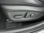 Hyundai Kona Electric EV Premium 64 kWh 3-Fase | Navigatie | Climate Controle | Electrische verstelbare stoelen met verwarmt en koeling | Soh 91.3 % |