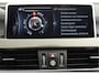 BMW X1 sDrive18i Harman Kardon-Leder elec koffer- elec stoelen met geheugen- keyless start- inst- HUD Leder bekleding- stoelverw- cruisec- multystuur- botswaarsch