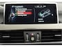 BMW X1 sDrive18i Harman Kardon-Leder elec koffer- elec stoelen met geheugen- keyless start- inst- HUD Leder bekleding- stoelverw- cruisec- multystuur- botswaarsch