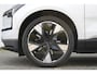 Volvo EX30 Single Motor Extended Range Plus | Getint Glas Achter | 20" Lichtmetalen Velgen | Verwarmbare Voorstoelen & Stuurwiel | Adaptieve Cruise Control | Parkeersensoren | Dodehoekdetectie Met Correctie | Apple Carplay/Android Auto