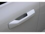 Volvo EX30 Single Motor Extended Range Plus | Getint Glas Achter | 20" Lichtmetalen Velgen | Verwarmbare Voorstoelen & Stuurwiel | Adaptieve Cruise Control | Parkeersensoren | Dodehoekdetectie Met Correctie | Apple Carplay/Android Auto