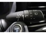 Toyota Yaris Cross 1.5 Hybrid 115 First Edition Parkeersensoren, Comfort Pack, Apple carplay, Android auto, Keyless entry, 17 inch LM velgen!