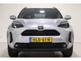 Toyota Yaris Cross 1.5 Hybrid 115 First Edition Parkeersensoren, Comfort Pack, Apple carplay, Android auto, Keyless entry, 17 inch LM velgen!