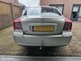 Toyota Avensis 2.0 VVTi Luna
