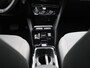 Opel Mokka-e Elegance 50-kWh 7.4kw bl. | ACHTERUITRIJCAMERA | APPLE CARPLAY - ANDROID AUTO | LANE ASSIST | NAVIGATIE | CLIMATE CONTROL | ADAPTIVE CRUISE CONTROL | PARKEERSENSOREN VOOR + ACHTER | LED VERLICHTING | LICHTMETALEN VELGEN |