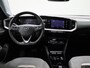 Opel Mokka-e Elegance 50-kWh 7.4kw bl. | ACHTERUITRIJCAMERA | APPLE CARPLAY - ANDROID AUTO | LANE ASSIST | NAVIGATIE | CLIMATE CONTROL | ADAPTIVE CRUISE CONTROL | PARKEERSENSOREN VOOR + ACHTER | LED VERLICHTING | LICHTMETALEN VELGEN |