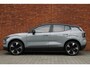 Volvo EX30 Twin Motor Performance Plus 69 kWh | Adaptieve Cruise Control met Pilot Assist | Trekhaak semi elektrisch | Getint Glas | Verwarmbare voorstoelen & stuurwiel | Google Maps & Infotaniment | Harman Kardon | Keyless Entry | BLIS Dodehoekdetectie