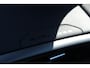 Ford Explorer Extended Range RWD 77kWh/286pk. Range 602km WLTP. Van €. 47650,- voor €. 39895,-. Fabr. garantie t/m 06-10-2028 ! Volautm. airco, elektr. achterklep, navigatie, stoel- en stuurwielverw., adaptieve cruise cntrl, lane- en side assist, 360gr. camera, LM wielen, etc