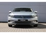 Volkswagen Passat Variant 1.5 TSI 150pk DSG Business | Navigatie | Trekhaak | Achteruitrijcamera | App Connect