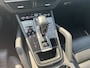 Porsche Cayenne Coupé 3.0 / Trekhaak / Panoramadak / Camera / Luchtvering / 22'' / Bose / Stoelventilatie / Sportchrono / Stoelverwarming / DAB / ACC