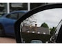 Jaguar E-Pace 2.0 P250 AWD First Edition / Panoramadak / Camera / Head-up / 20'' / Leder / Keyless / Meridian / Stuurverwarming / Dodehoek / DAB / Stoelverwarming / ACC