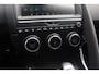 Jaguar E-Pace 2.0 P250 AWD First Edition / Panoramadak / Camera / Head-up / 20'' / Leder / Keyless / Meridian / Stuurverwarming / Dodehoek / DAB / Stoelverwarming / ACC