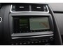 Jaguar E-Pace 2.0 P250 AWD First Edition / Panoramadak / Camera / Head-up / 20'' / Leder / Keyless / Meridian / Stuurverwarming / Dodehoek / DAB / Stoelverwarming / ACC