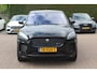 Jaguar E-Pace 2.0 P250 AWD First Edition / Panoramadak / Camera / Head-up / 20'' / Leder / Keyless / Meridian / Stuurverwarming / Dodehoek / DAB / Stoelverwarming / ACC