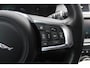 Jaguar E-Pace 2.0 P250 AWD First Edition / Panoramadak / Camera / Head-up / 20'' / Leder / Keyless / Meridian / Stuurverwarming / Dodehoek / DAB / Stoelverwarming / ACC