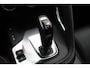 Jaguar E-Pace 2.0 P250 AWD First Edition / Panoramadak / Camera / Head-up / 20'' / Leder / Keyless / Meridian / Stuurverwarming / Dodehoek / DAB / Stoelverwarming / ACC