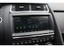 Jaguar E-Pace 2.0 P250 AWD First Edition / Panoramadak / Camera / Head-up / 20'' / Leder / Keyless / Meridian / Stuurverwarming / Dodehoek / DAB / Stoelverwarming / ACC