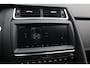 Jaguar E-Pace 2.0 P250 AWD First Edition / Panoramadak / Camera / Head-up / 20'' / Leder / Keyless / Meridian / Stuurverwarming / Dodehoek / DAB / Stoelverwarming / ACC
