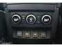 Land Rover Defender D240 110 S 7 Seater incl. Btw / BPM geel kenteken