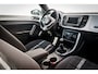 Volkswagen Beetle Cabriolet 1.2 TSi Exclusive Series | Elektr. dak | 17 inch LMV | PDC v+a | Climate Control
