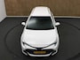 Toyota Corolla Touring Sports Hybrid 200 Business Plus - ORIGINEEL NEDERLANDSE AUTO - ELEKTRISCHE ACHTERKLEP - ADAPTIVE CRUISE CONTROL - STOELVERWARMING - DRAADLOZE TELEFOONLADER - PARKEERSENSOREN VOOR EN ACHTER