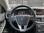 Volvo V40 2.0 T2|Navigatie|Parkeersensoren|Digitaal Instrumentenpaneel