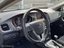 Volvo V40 2.0 T2|Navigatie|Parkeersensoren|Digitaal Instrumentenpaneel