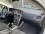 Volvo V40 2.0 T2|Navigatie|Parkeersensoren|Digitaal Instrumentenpaneel