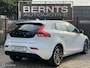Volvo V40 2.0 T2|Navigatie|Parkeersensoren|Digitaal Instrumentenpaneel