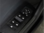Volkswagen T-Cross Life Edition 1.0 70 kW / 95 pk TSI SUV 5 versn. Ha Trekhaak | Parkeersensoren | 17 Inch | Apple Carplay - Android Auto | Keyless | DAB