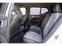 Volvo XC40 1.5 T2 Business Pro | Automaat | Adapt.Cruise | BLIS | Keyless | Getint glas | Camera | On Call