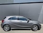 Mercedes-Benz A-klasse 180 d Ambition Start/stop systeem - Cruise control - Parkeersensoren voor en achter - Multifunctioneel stuurwiel - Airco - Navigatie - CD Bluetooth - warmte werend glas - stoelverwarming -  Sportstoelen